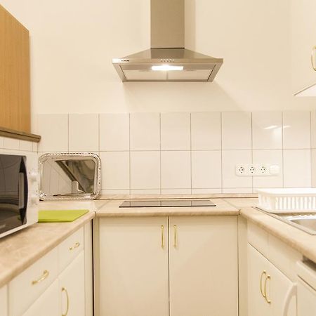 Authentic Klauzal Apartment Budapest Eksteriør billede