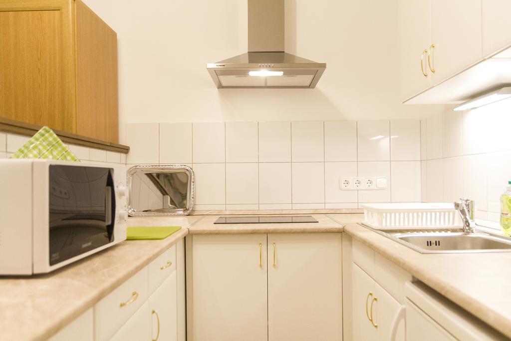 Authentic Klauzal Apartment Budapest Eksteriør billede